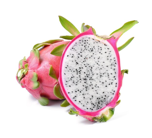 Dragon Fruit isolato su sfondo bianco.