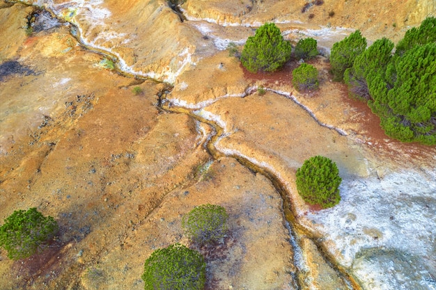 Drenaggio acido della miniera nel sito della miniera di rame abbandonata di Evloimeni CyprusxA