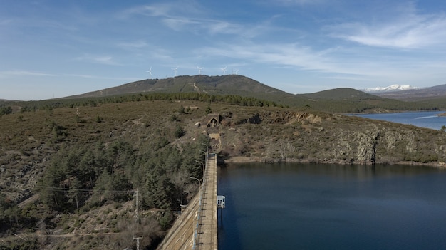 drone aereo vista lago