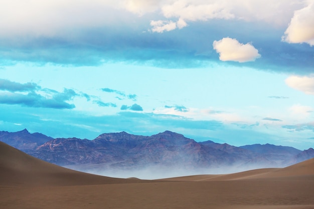 Dune di sabbia nel Parco Nazionale della Valle della Morte, California, USA