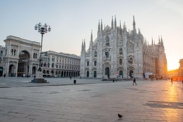 Duomo di Milano all'alba