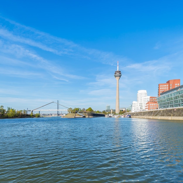 Düsseldorf in primavera