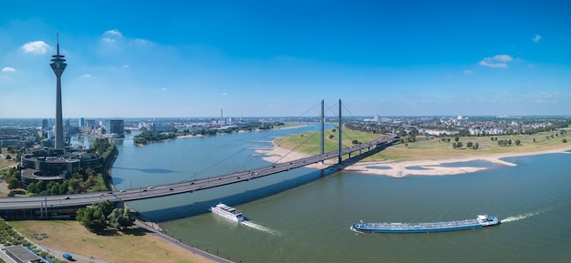 Dusseldorf nel panorama della Germania