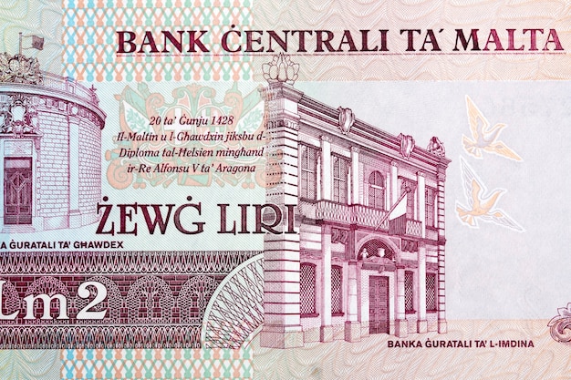 Edifici bancari a Gozo dalla lira maltese