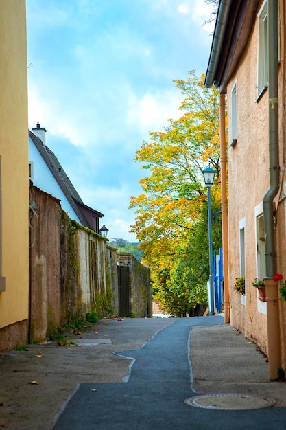 Edifici e strade della città da favola di Rothenburg in Baviera, Germania