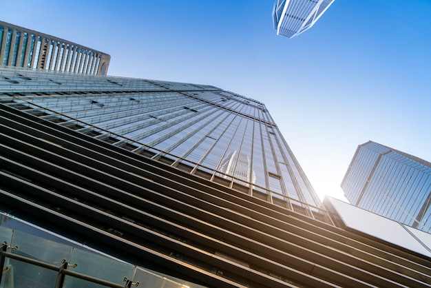 Edificio commerciale e uffici della città