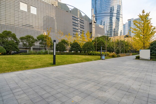 Edificio per uffici del centro finanziario a Lujiazui, Shanghai, Cina