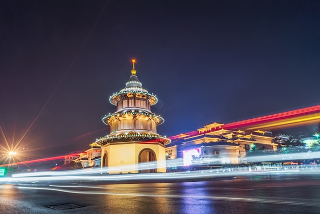 Edificio Yangzhou Wenchang Pavilion, antiche tracce di auto