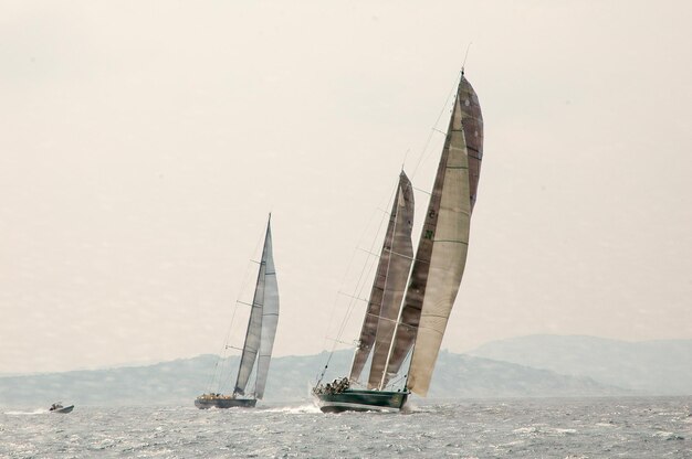 Editoriale SARDEGNA - SETTEMBRE 2005: Partecipanti alla regata Maxi Yacht Rolex Cup