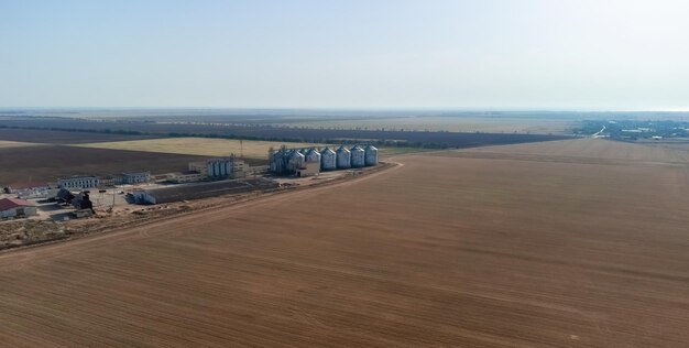 Elevatore del grano del metallo dell'elevatore del grano nel deposito agricolo di zona agricola per il grano del raccolto