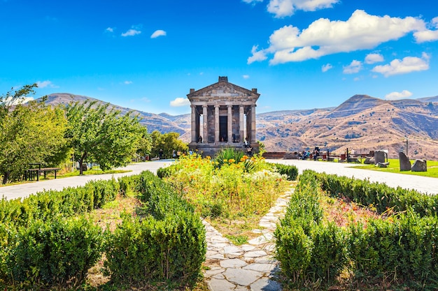 Ellenistico antico tempio pagano di Garni in Armenia Giornata di sole