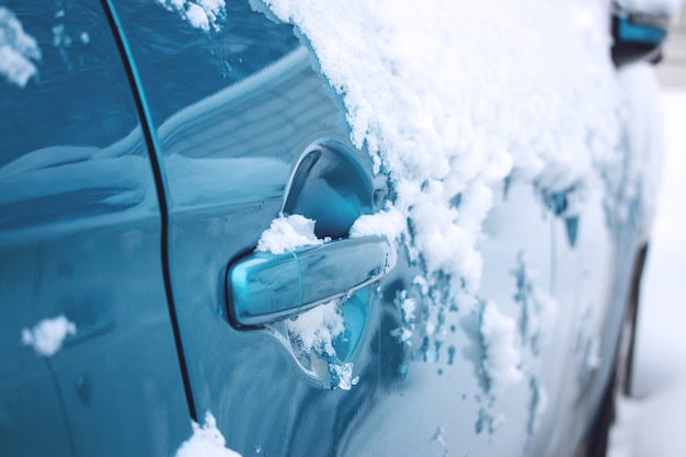 Emergenza invernale auto Emergenze dei veicoli legate alle condizioni meteorologiche