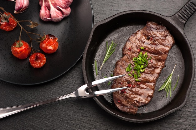 Entrecote di Ribeye con pomodori arrosto