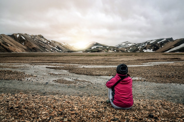 Escursione del viaggiatore a Landmannalaugar Islanda Highland