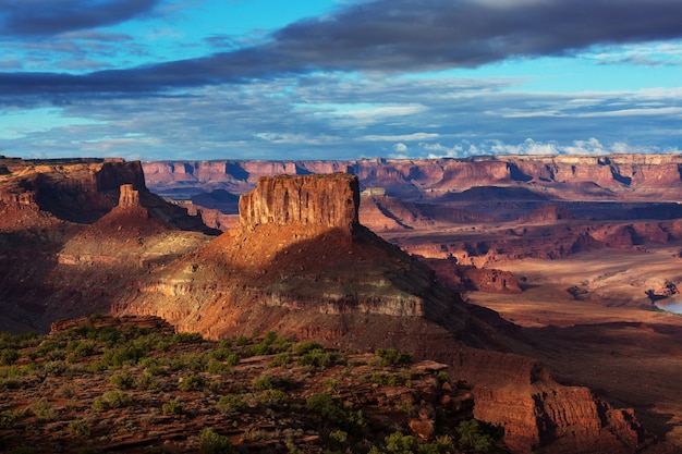 Escursione nel Parco Nazionale di Canyonlands, Utah, USA.