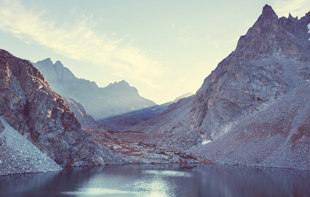 Escursione nella Wind River Range nel Wyoming, USA. Stagione autunnale.