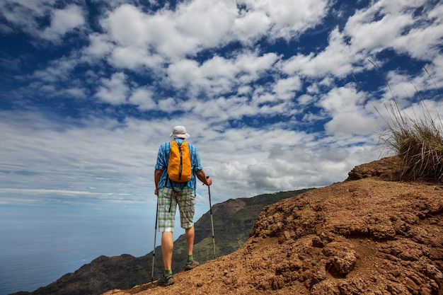 Escursione sulla costa di Na Pali nell'isola di Kauai, Hawaii