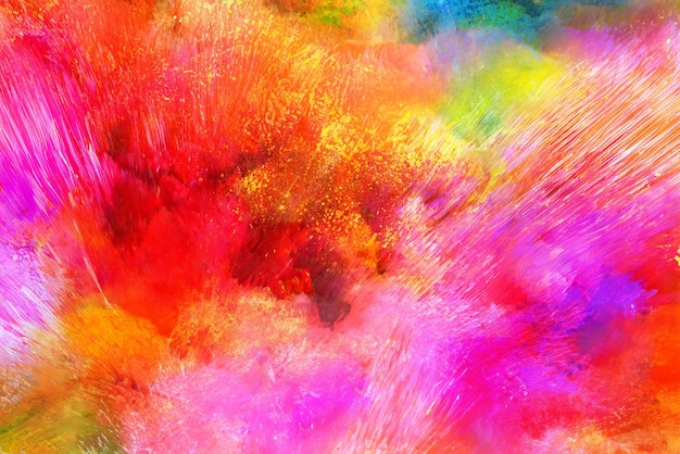 Esplosione di polvere isolata a colori vibranti su sfondo bianco