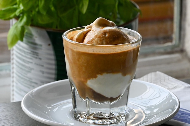 Espresso con gelato alla vaniglia