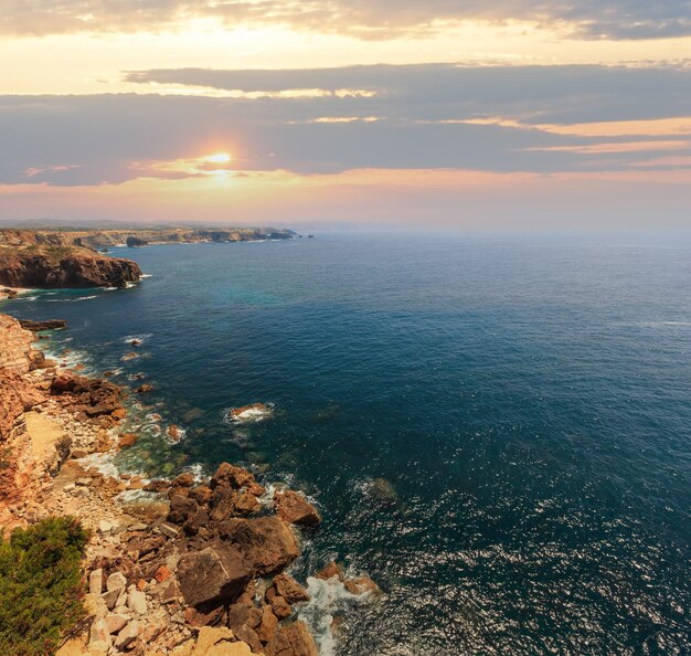 Estate costa atlantica Algarve Portogallo