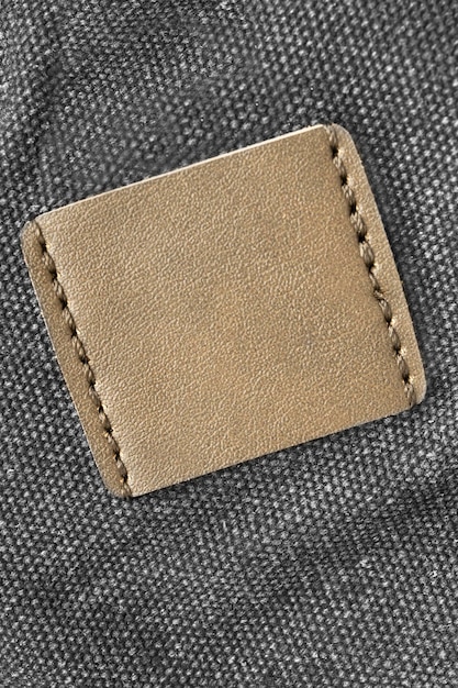Etichetta di abbigliamento in bianco