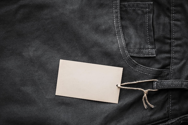 Etichetta etichetta jean in tessuto con mockup nero vuoto
