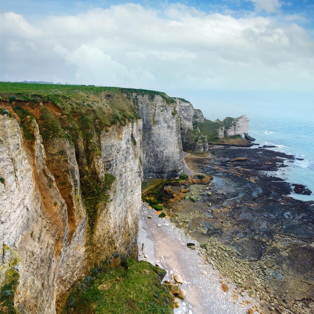 Etretat primavera costa Francia