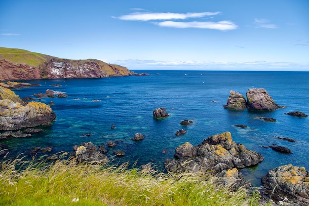 Eyemouth è una piccola città e parrocchia civile nel Berwickshire, nella zona degli Scottish Borders in Scozia