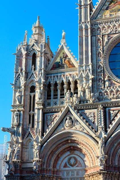Facciata del Duomo di Siena Toscana Italia