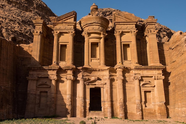 Facciata del monastero Petra Giordania