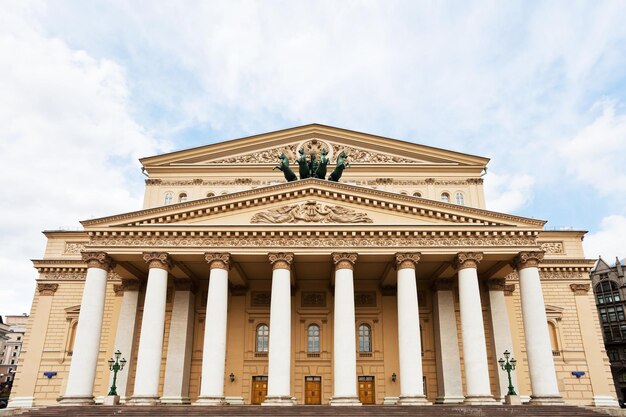 Facciata del Teatro Bolshoi di Mosca