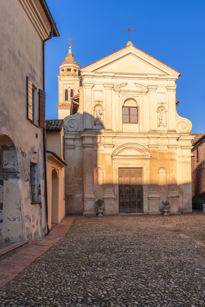 Facciata della Chiesa di San Rocco una chiesa barocca a Sabbioneta Lombardia Italia