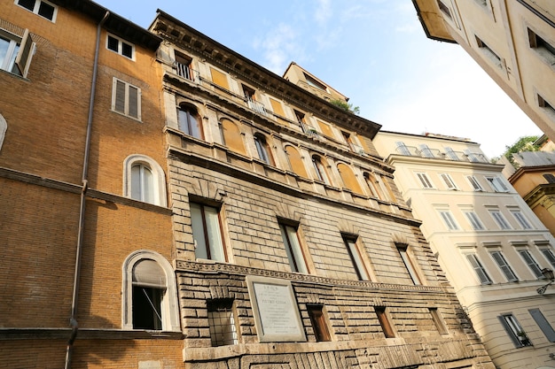 Facciata di un edificio a Roma Italia