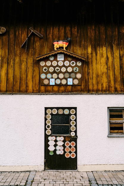 Facciata di una casa nel villaggio di artigiani oberammergau
