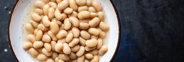 Fagioli bianchi pronti da mangiare fagioli bolliti dieta legumi sul cibo sano tavolo