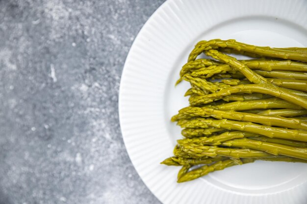 fagiolo verde spuntino pasto di asparagi cibo sul tavolo copia spazio cibo sfondo rustico vista dall'alto