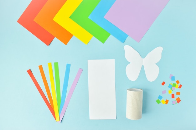 FAI DA TE. Una farfalla di carta fatta di carta colorata. Artigianato LGBT. Istruzioni passo passo. Passaggio 1. Ritaglia i dettagli.