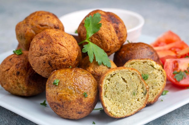 Falafel antipasto tradizionale libanese a base di ceci