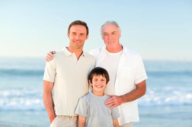 Famiglia in spiaggia