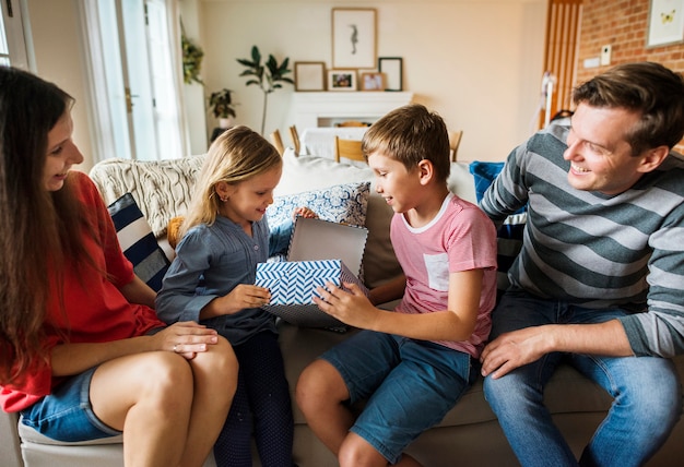 Famiglia trascorrere del tempo insieme