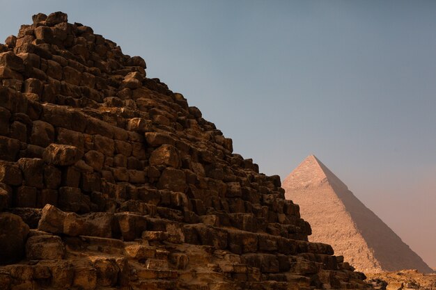 Famose piramidi egiziane di Giza