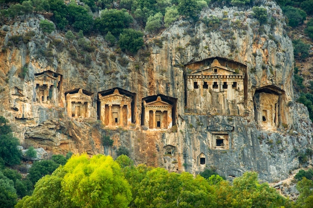 Famose tombe licie dell'antica città di Caunos, Dalyan, Turchia