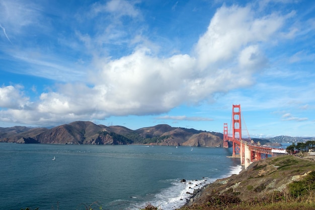 Famoso Golden Gate Bridge San Francisco USA