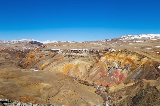 Fantastico paesaggio naturale di montagna