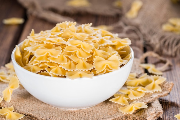 Farfalle in una ciotola