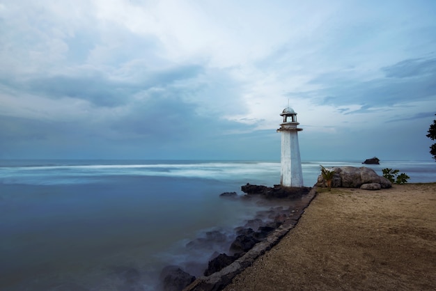 Faro sulla spiaggia di Carita