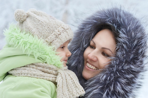 Felice madre e figlia