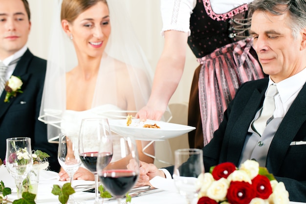 Festa di matrimonio a cena