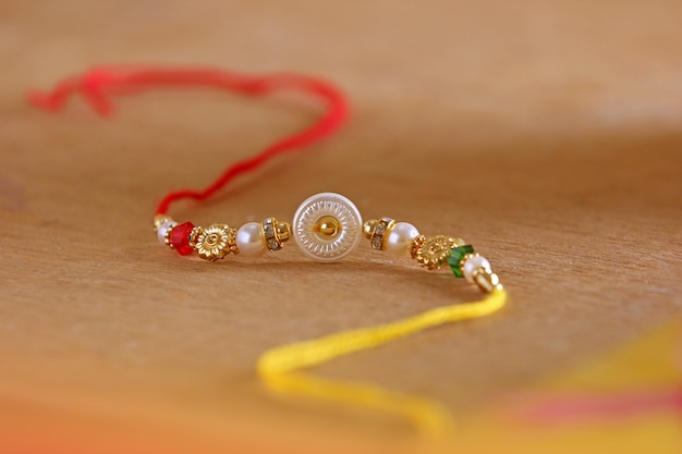 Festival indiano raksha bandhan, Rakhi