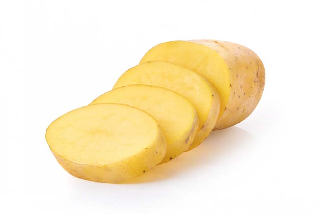 Fetta di patate su bianco